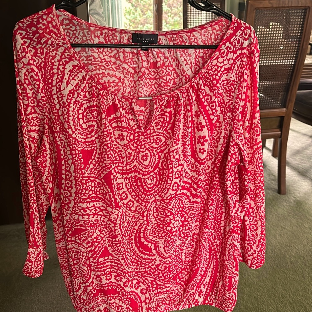 The limited Red blouse